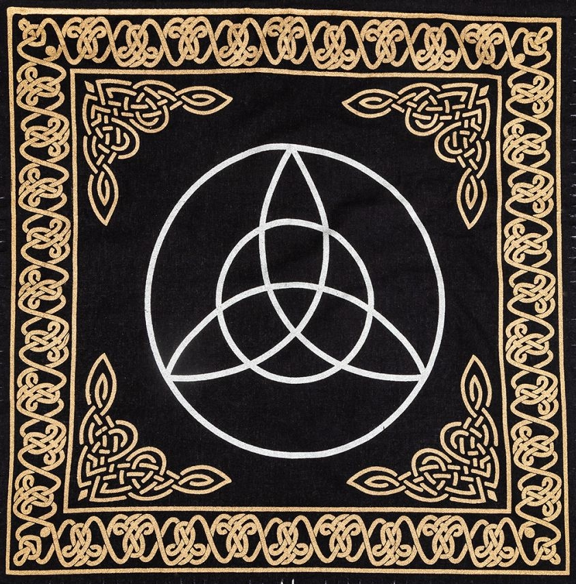 Altar Cloth Black & Gold 60x60cm | Wicca Warehouse